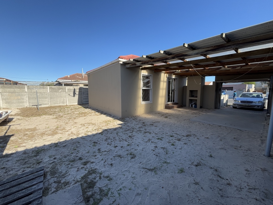 2 Bedroom Property for Sale in Rondevlei Park Western Cape